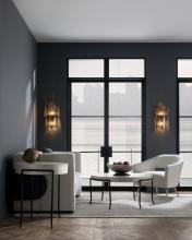 GDFEI01.e1_DeepLux_S23_VERT_V1_main+sconce1.jpg