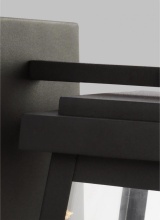 8748401-12_5_01.jpg